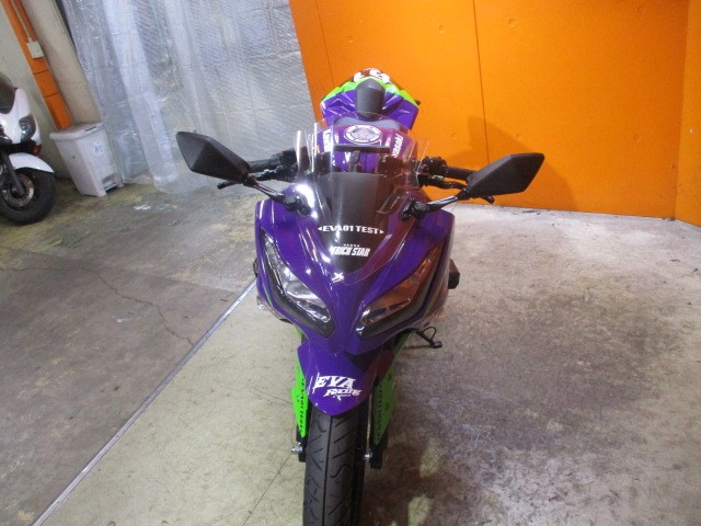 フロントから見てもこの通り状態グッド！やはりトリックスターのコンプリート車はレベルが違う！早い者勝ち